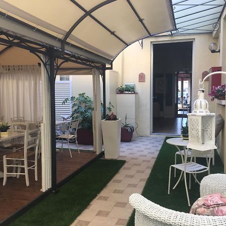 וירג'יו Hotel Internazionale מראה חיצוני תמונה